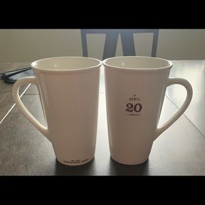 Retired classic venti Starbucks coffee mugs set